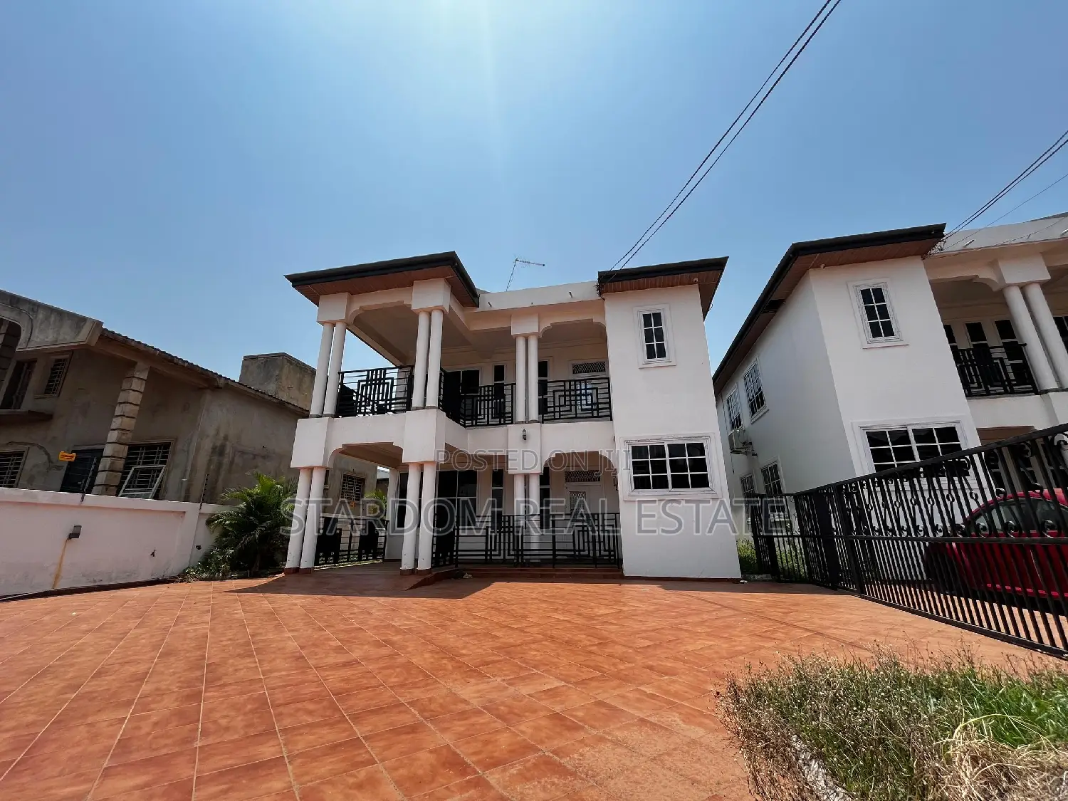 4bdrm Duplex in East Legon for rent