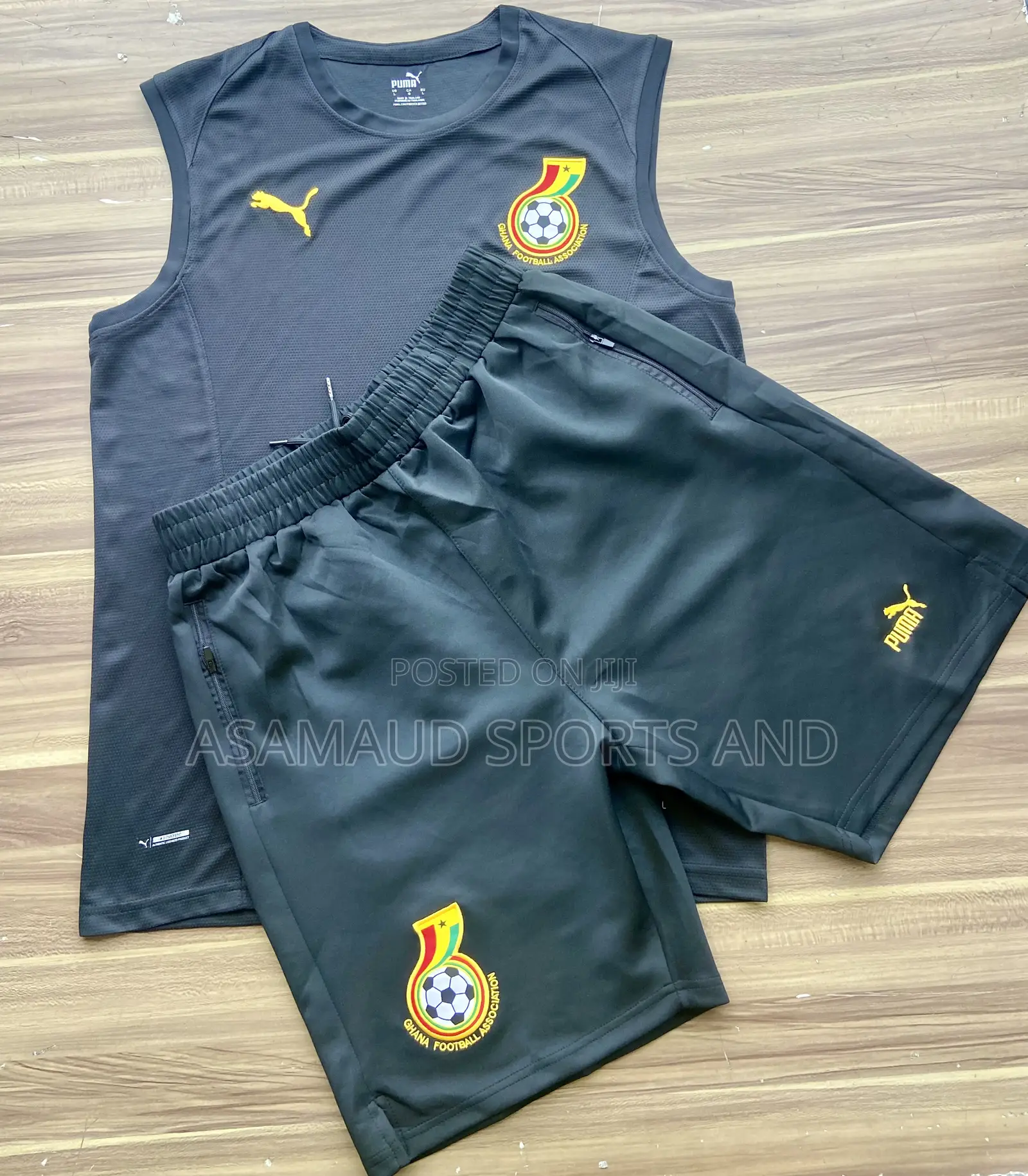 Original Training Top and Down at Cool Price