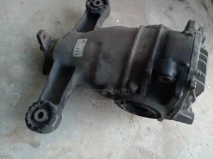 2006-2015 Lexus IS350 
Rear Axle Differential Carrier