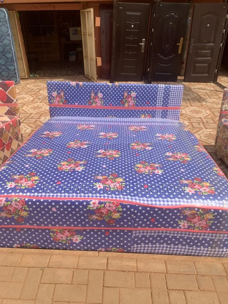 Original Queen Size Bed