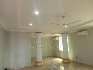 4bdrm House in Lakeside Community for rent