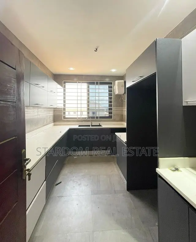 1bdrm Apartment in Lake Side Estate for rent