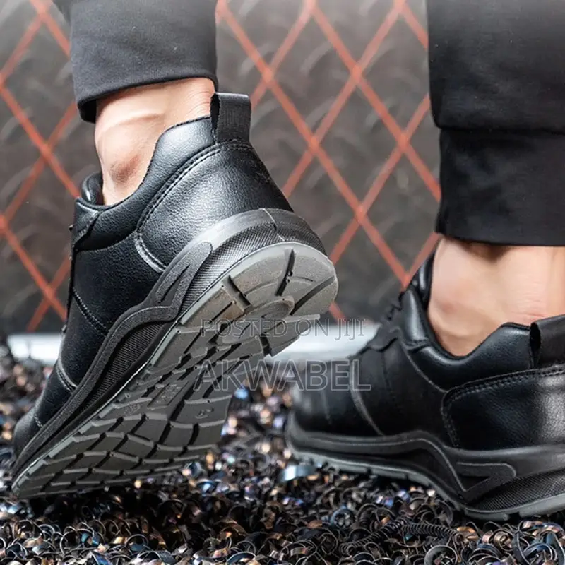 LY-2249 - Lightweight Waterproof Safety Boots