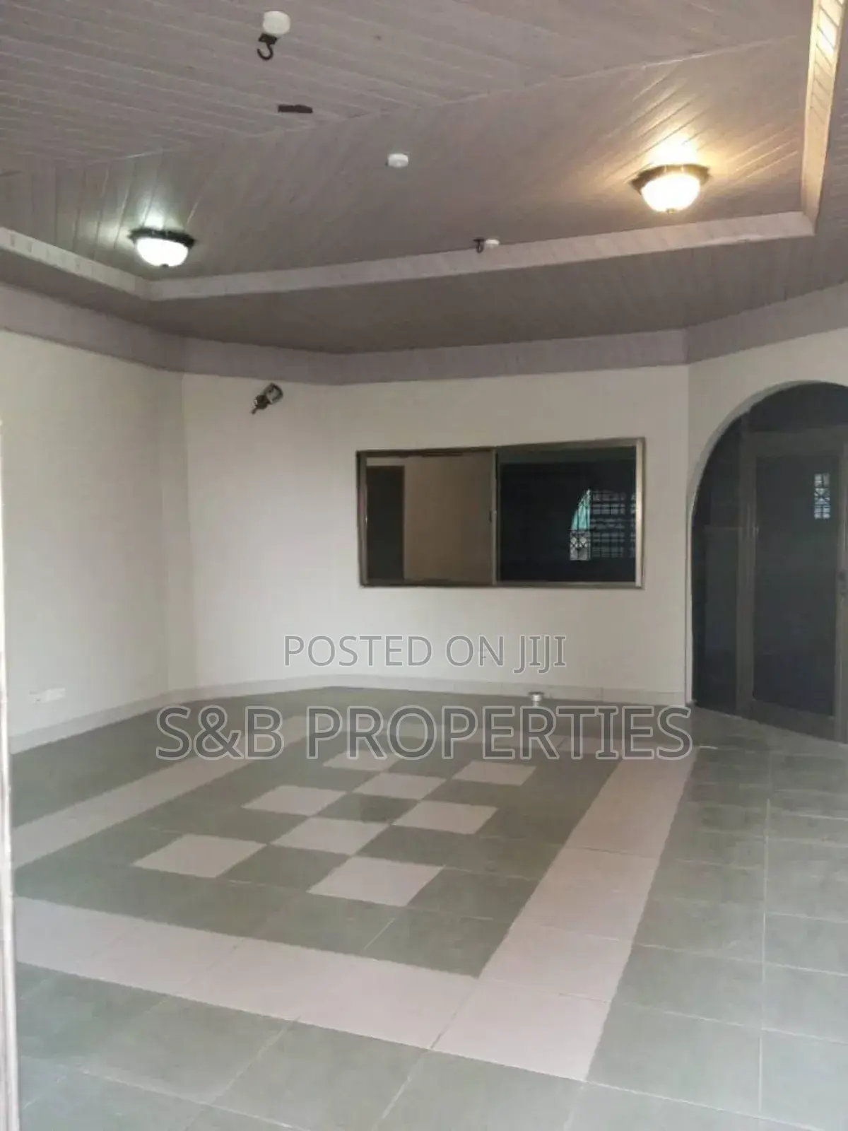 4bdrm House in Ashomang Estate for rent