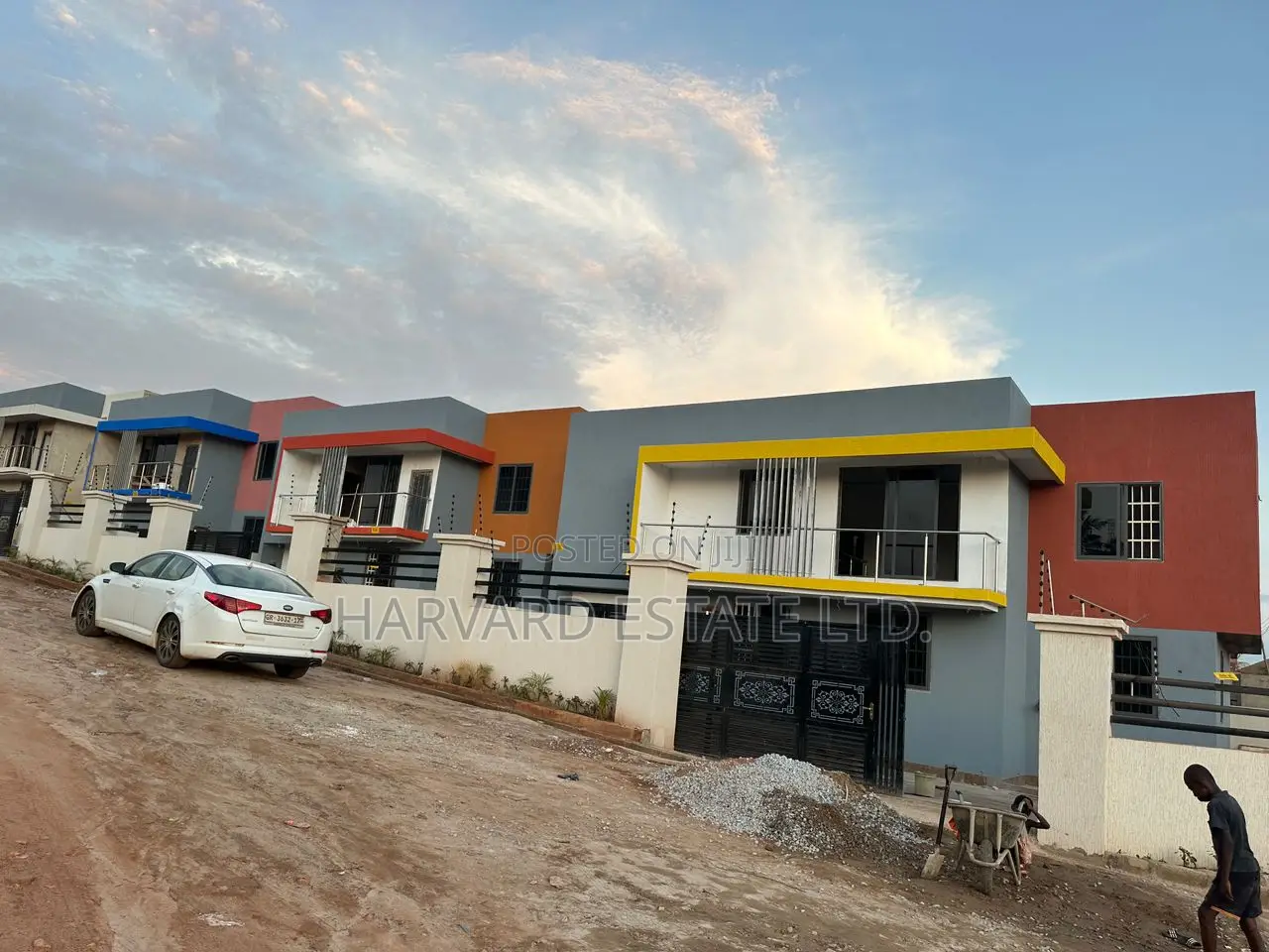 4bdrm Townhouse/Terrace in Sokoban Wood Village, Kumasi Metropolitan