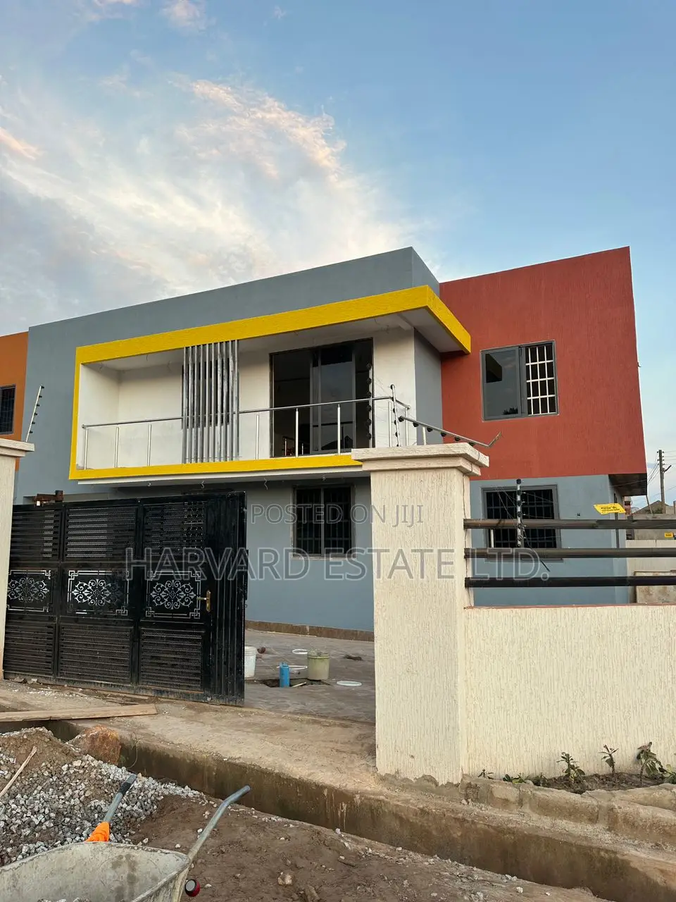 4bdrm Townhouse/Terrace in Sokoban Wood Village, Kumasi Metropolitan