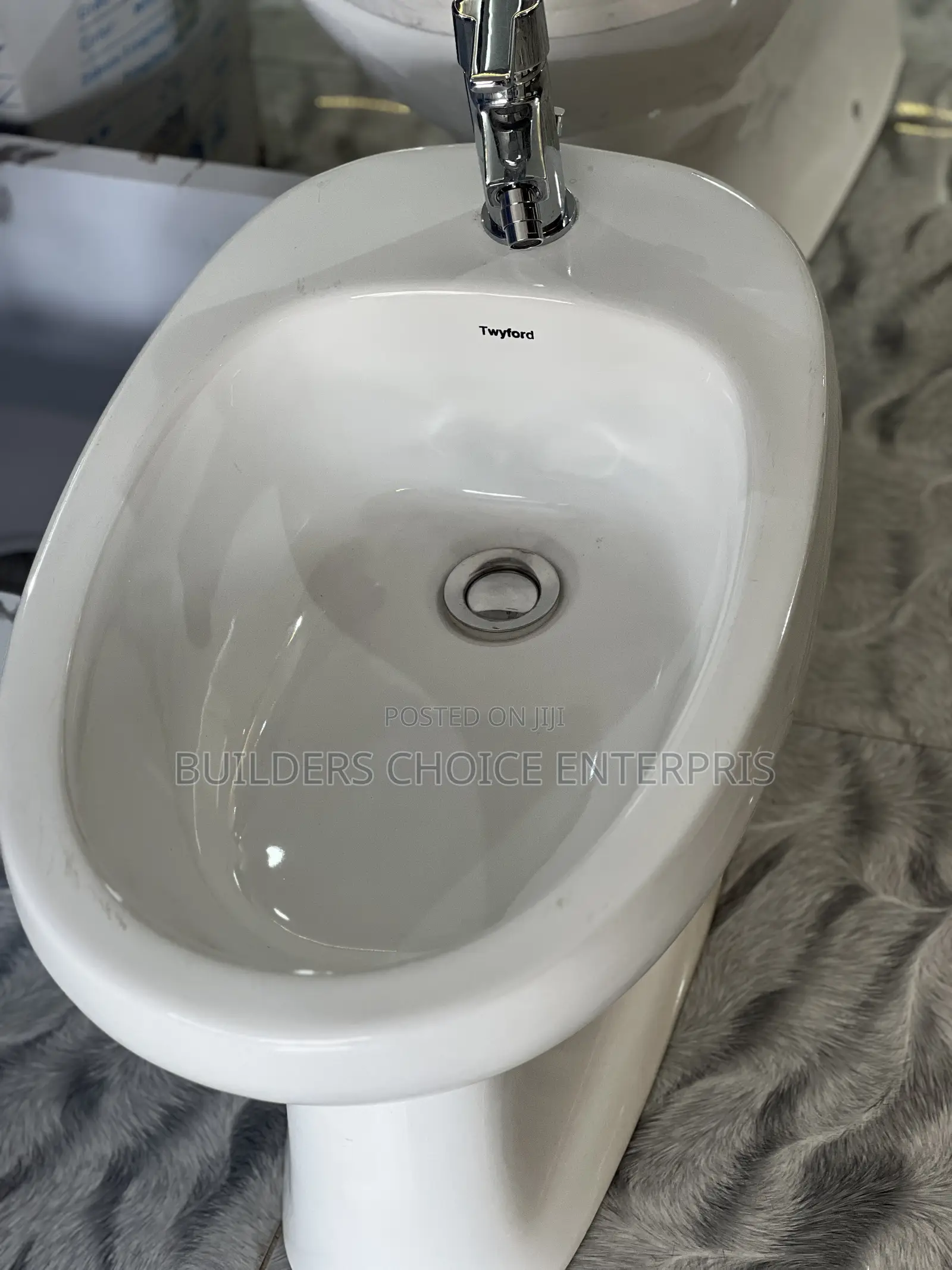Bidet Port