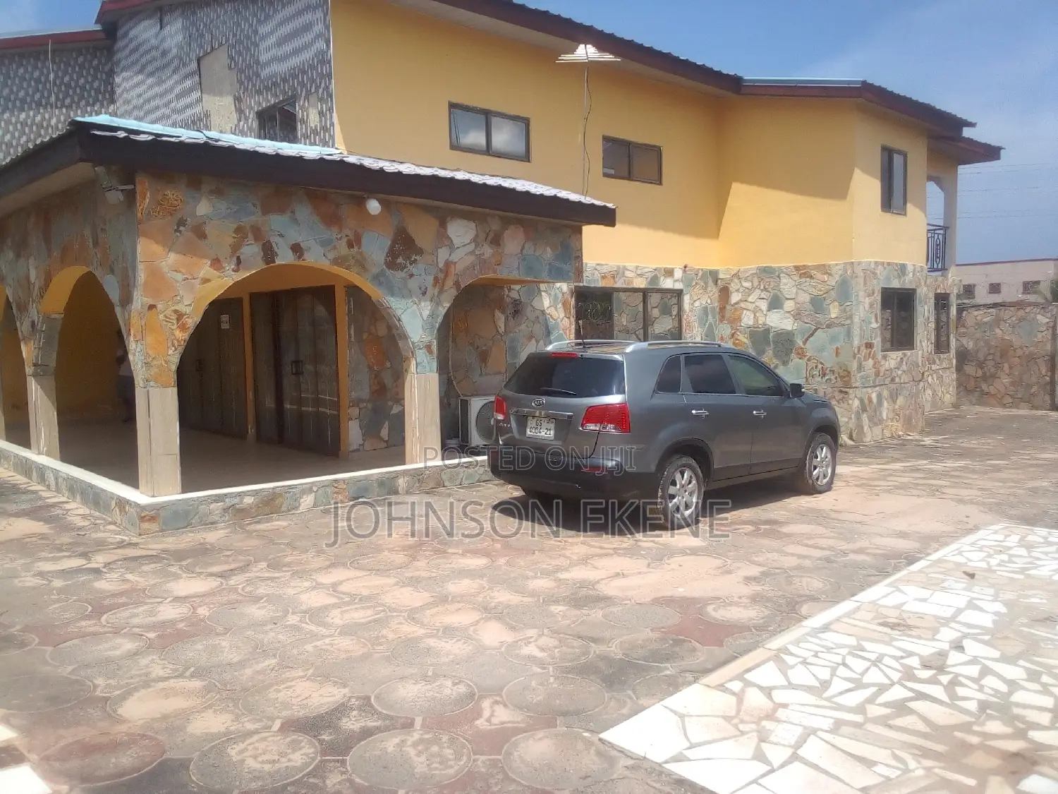 7bdrm Duplex in Spintex for sale