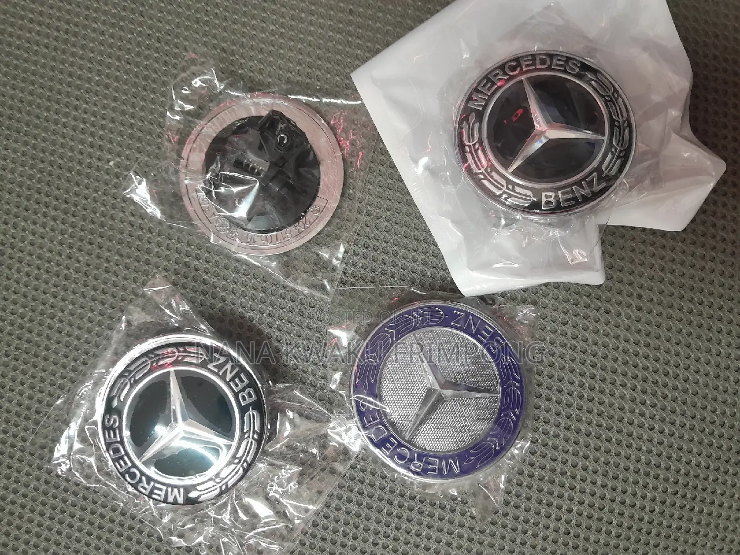 Mercedes-Benz Bonnet (Flat) Crown Available