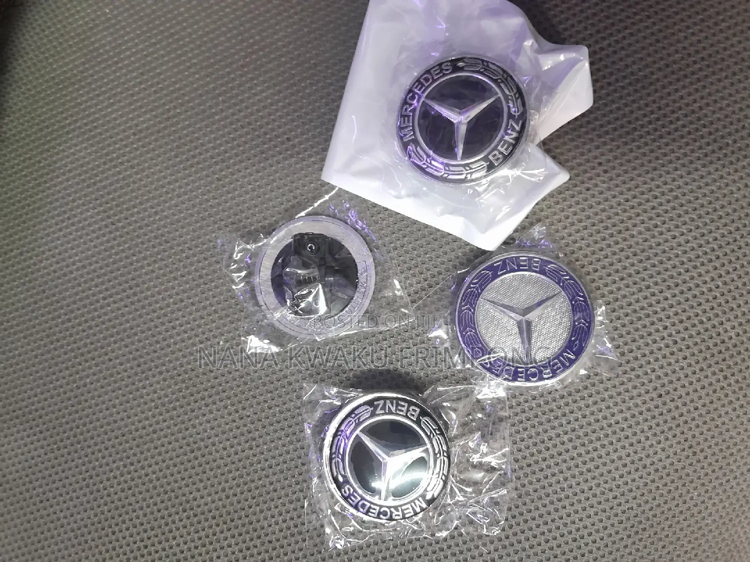 Mercedes-Benz Bonnet (Flat) Crown Available