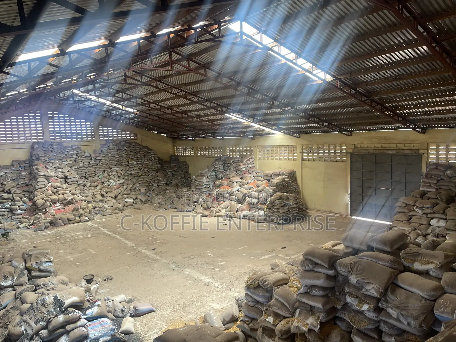 1200sqm Warehouse at Mile 7 for Rent