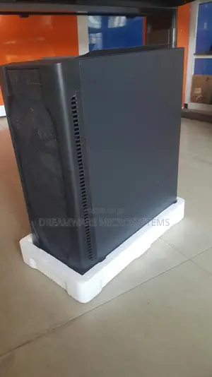 Montech X1 Desktop Case