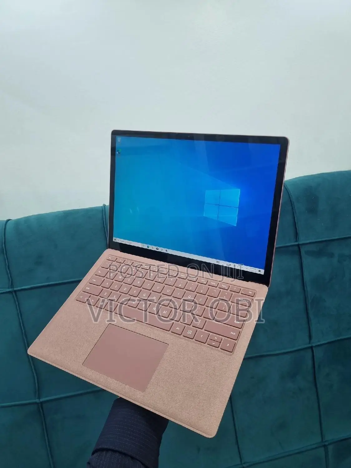 New Laptop Microsoft Surface Laptop 2 8GB Intel Core I5 SSD 256GB