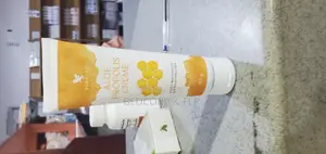 Aloe Propolis Creme for Pimples