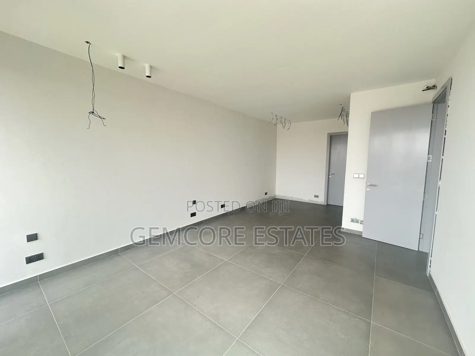 4bdrm Townhouse/Terrace in East Legon Hills for sale