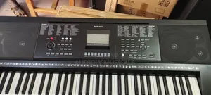 Yamaha PSR E283