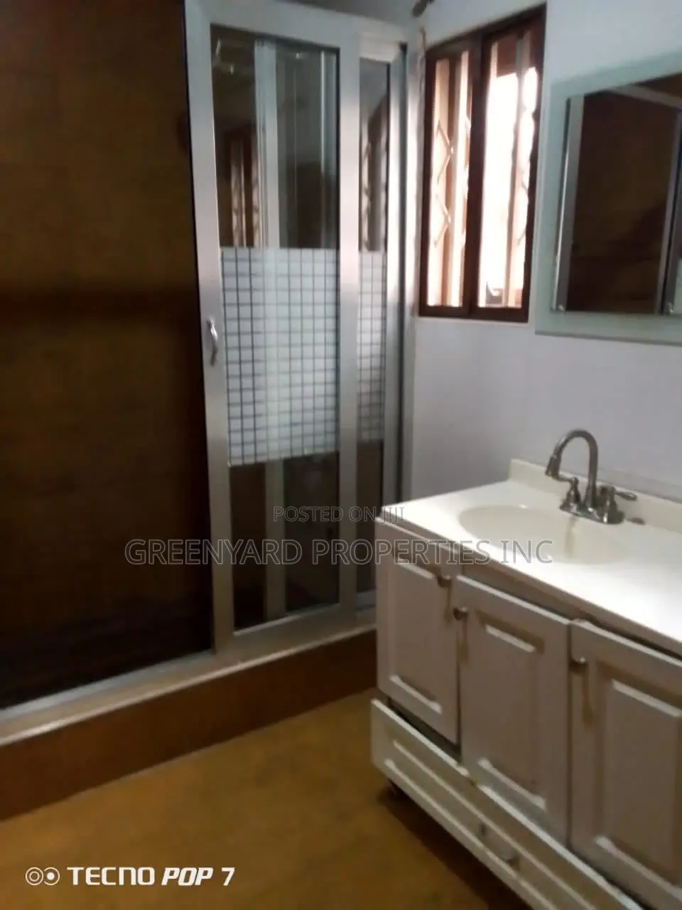 4bdrm House in American House, East Legon for rent