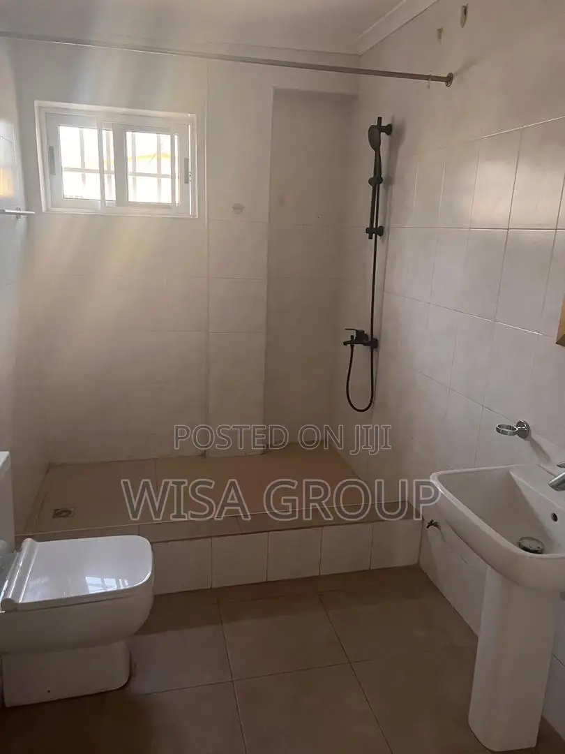 4bdrm Maisonette in Wisa Groups, Accra Metropolitan for rent