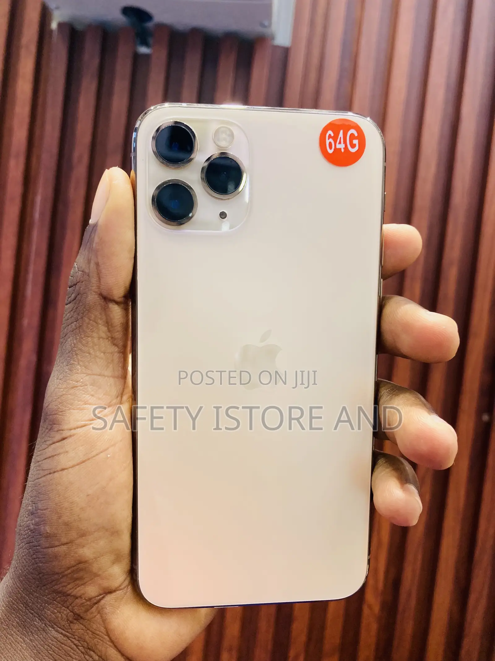 New Apple iPhone 11 Pro 64 GB Gold