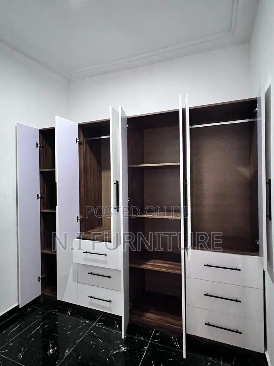 8 in 1 Wardrobe