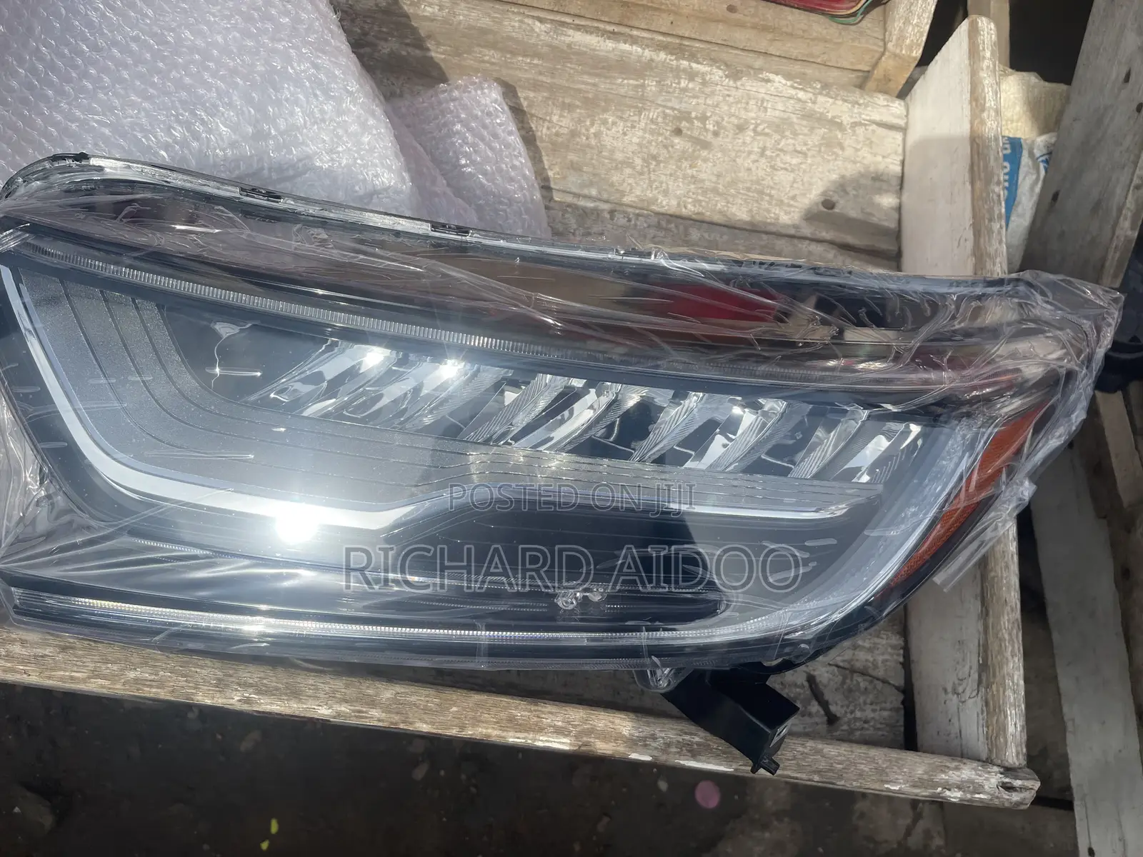 Honda CR-V Headlight Full Touring 2020 Available