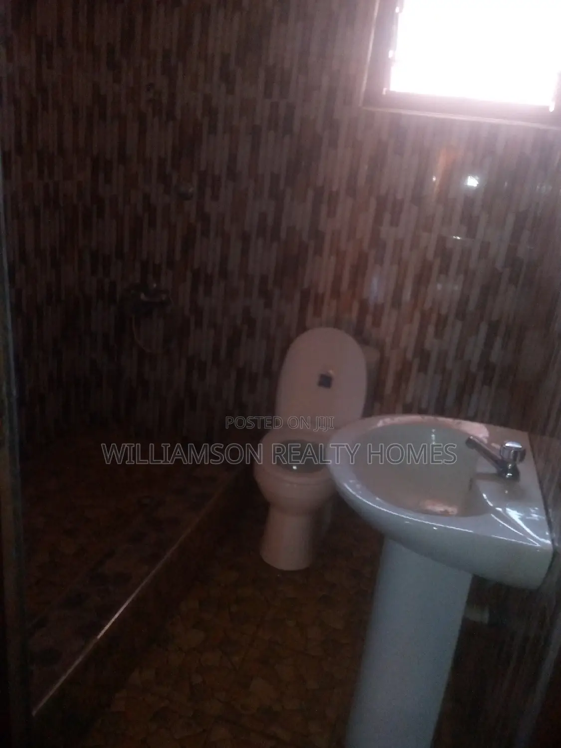 1bdrm Apartment in Community 18 Area, Spintex for rent