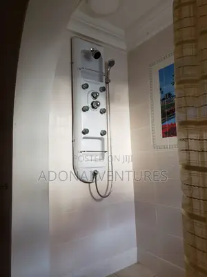 5bdrm House in Tech Oduom, Kumasi Metropolitan for sale