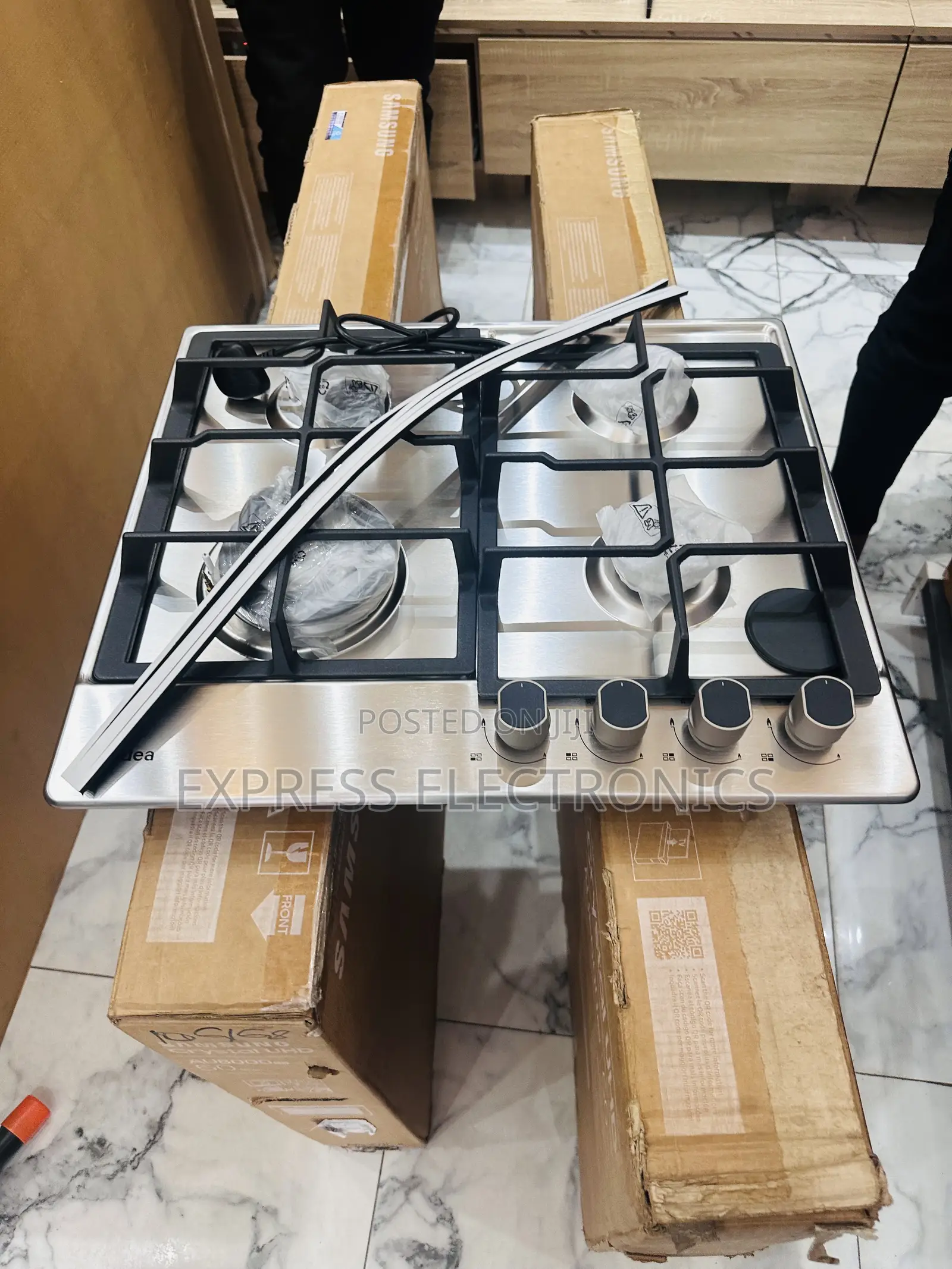 Shop Form 10gig 60g40me Hob 4burner Sliver Gas Inbuilt
