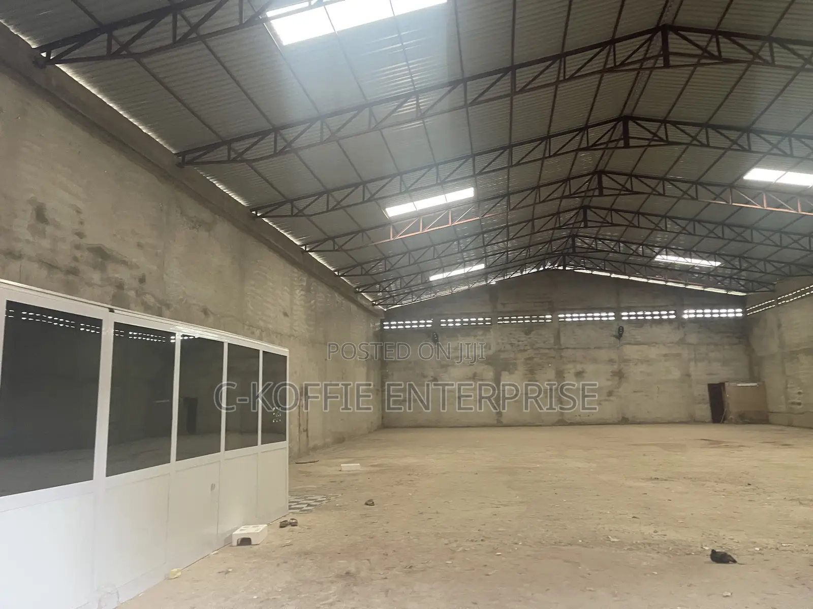 650 SQM Warehouse Spintex for Rent