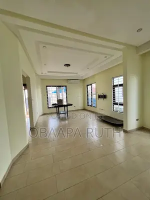 4bdrm House in School Junction for rent
