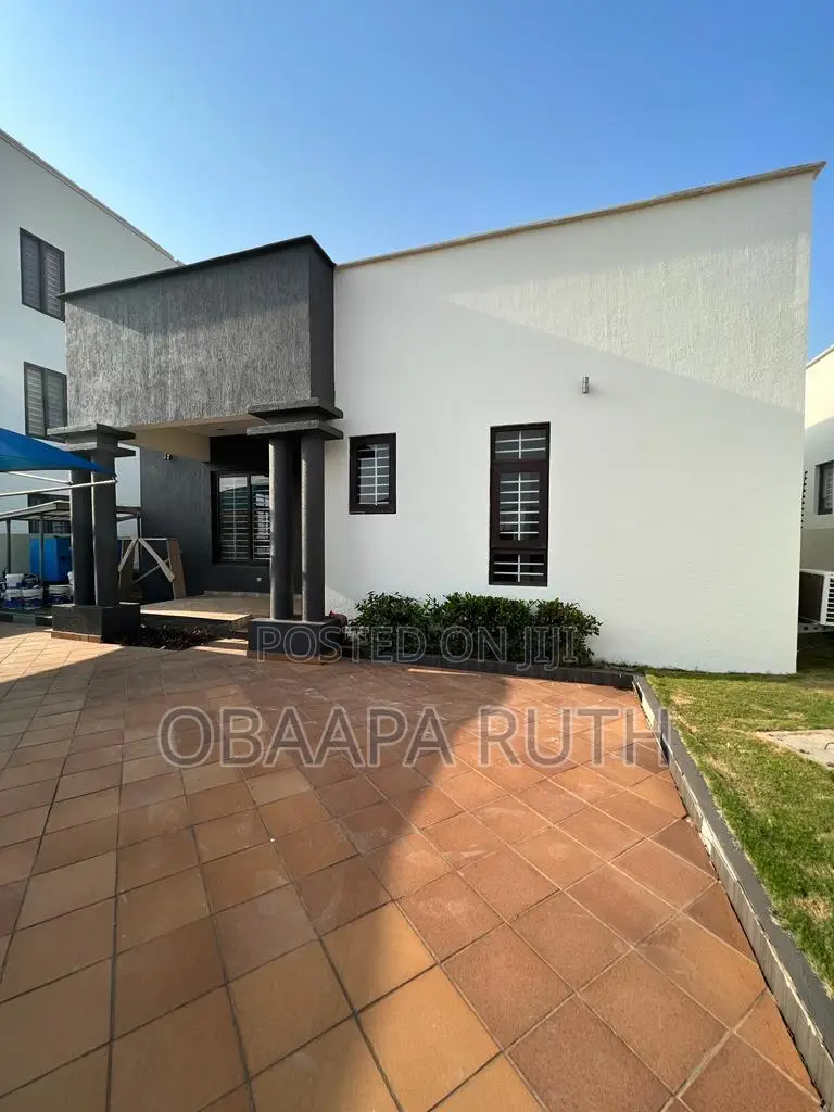 4bdrm House in School Junction for rent