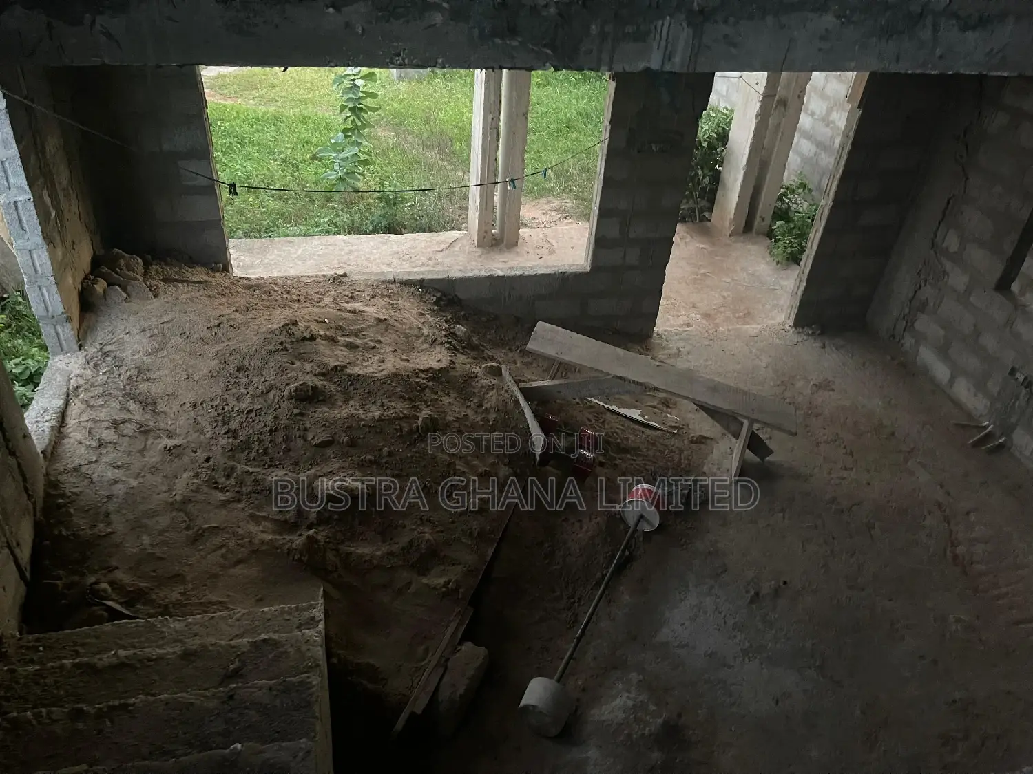 4bdrm House in Community 25, Tema Metropolitan for sale