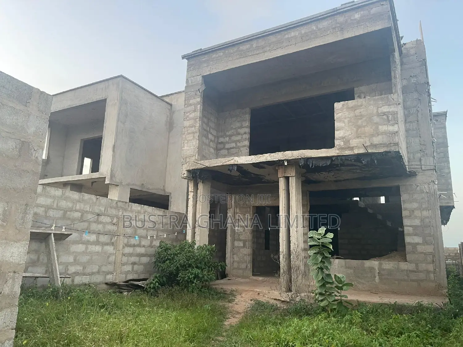 4bdrm House in Community 25, Tema Metropolitan for sale