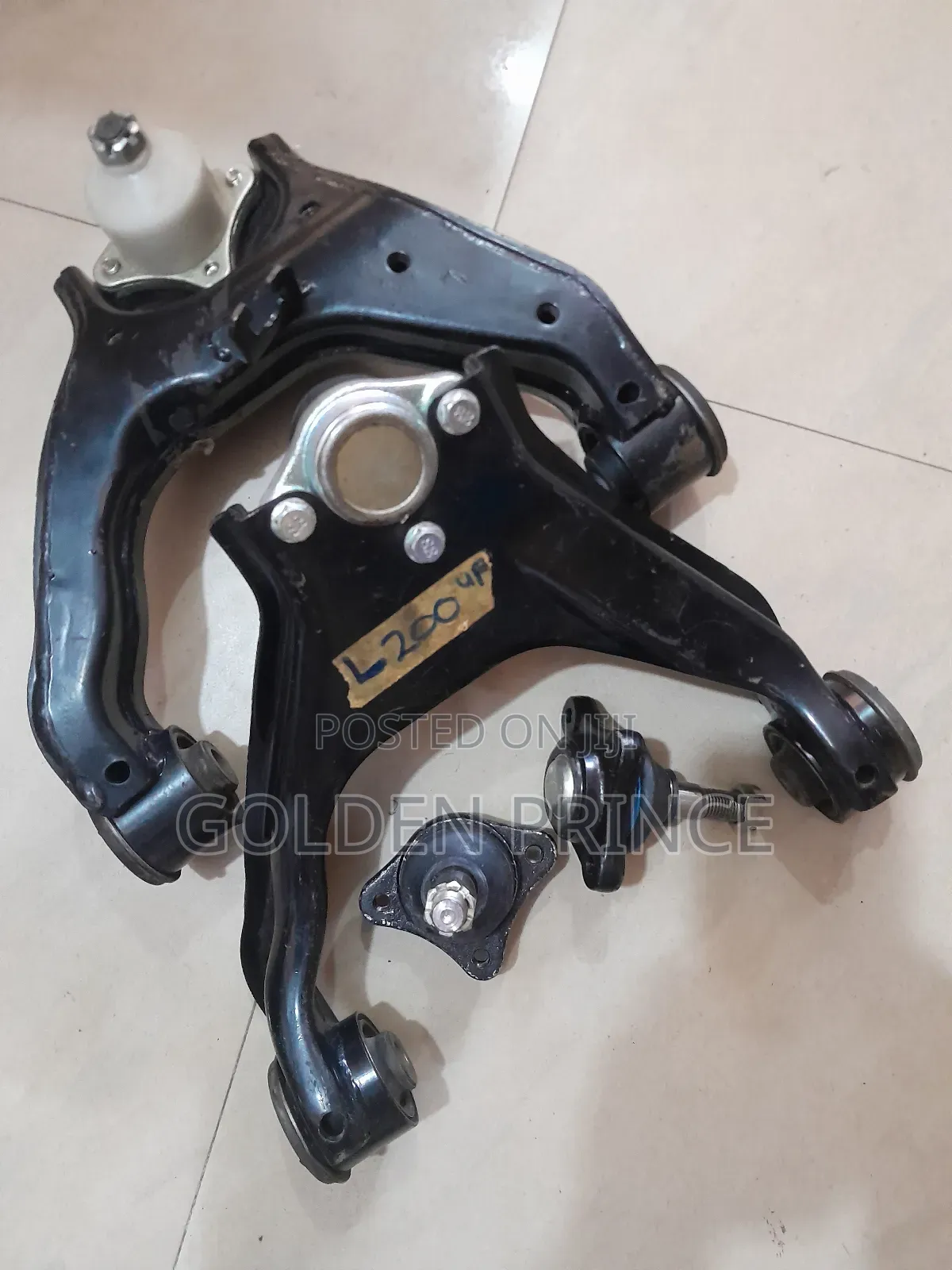 Mitsubishi L200 Upper Arm