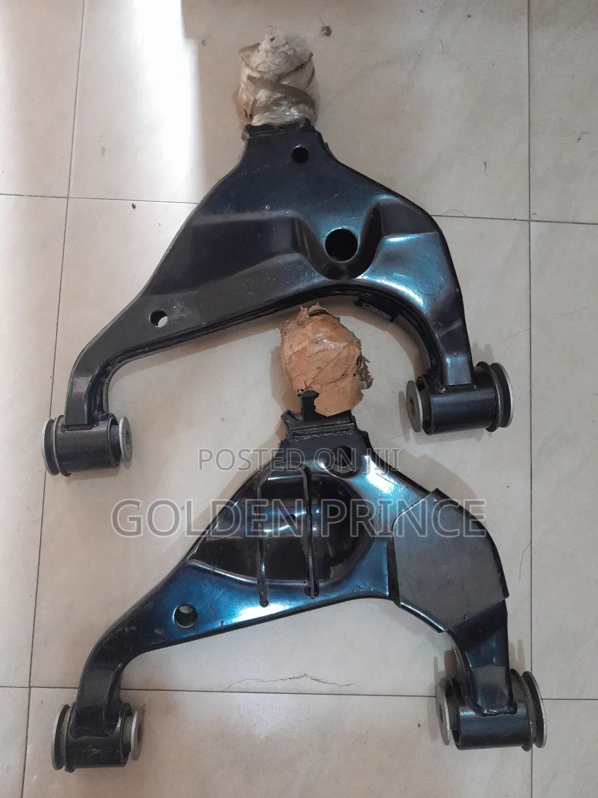 Toyota Hilux/Vigo 05-016 Lower Arm