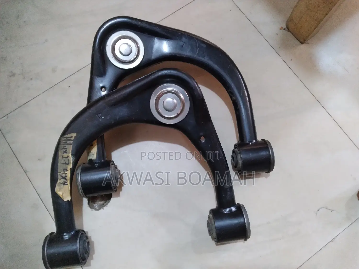 Toyota Hilux/ Vigo Upper Arm 05- 015