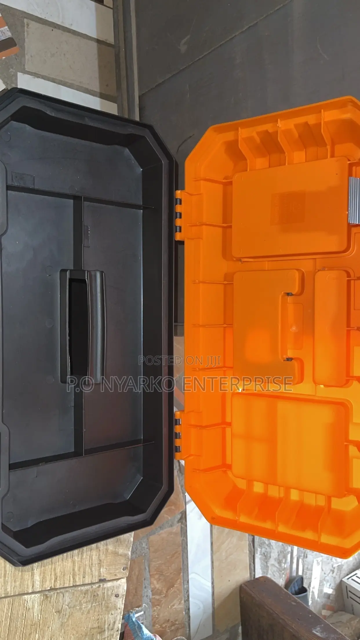 19” Plastic Tools Box
