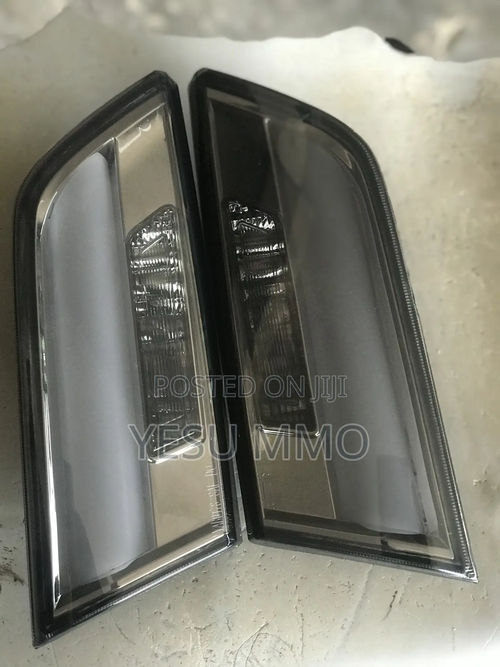 Camry Spider Taillight Black