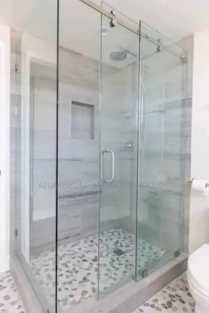 Frameless Bathroom Glass 10mm