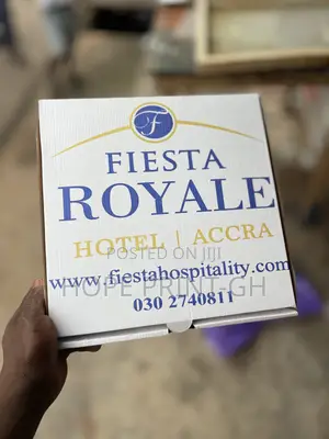 Customized Pizza Boxes Promoting