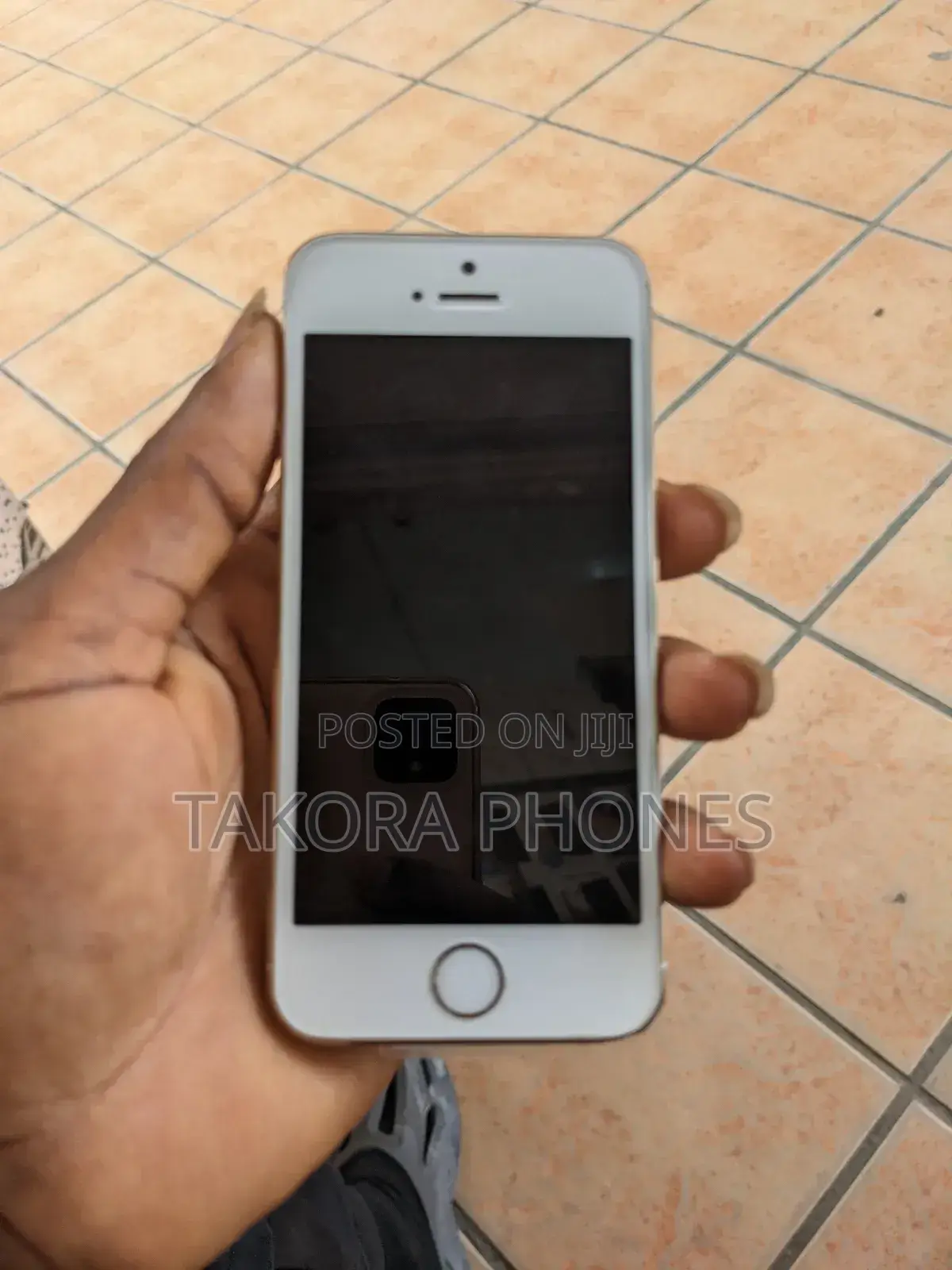 Apple iPhone 5s 16 GB Gold