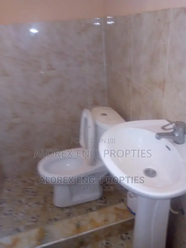 1bdrm Apartment in Oyibi for rent