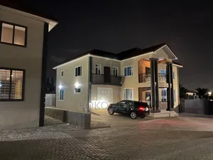 4bdrm Duplex in Dr Roko, Accra Metropolitan for sale