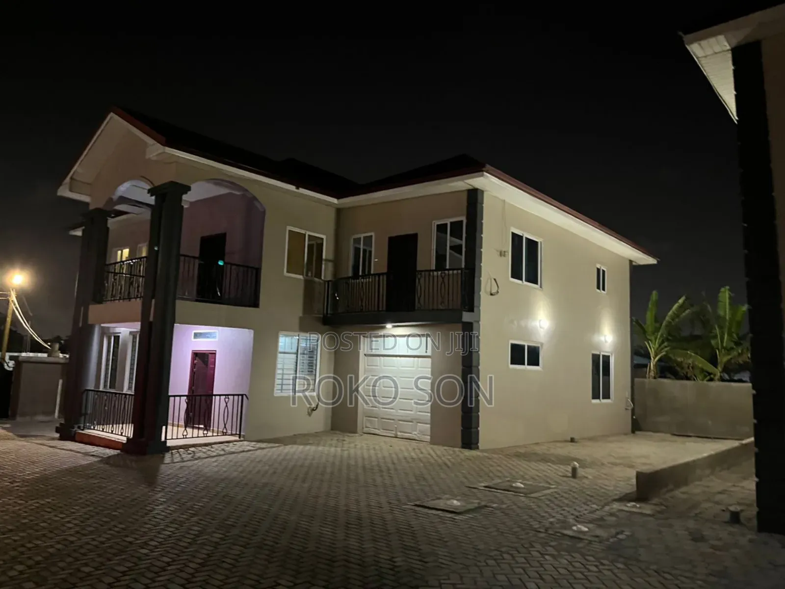 4bdrm Duplex in Dr Roko, Accra Metropolitan for sale