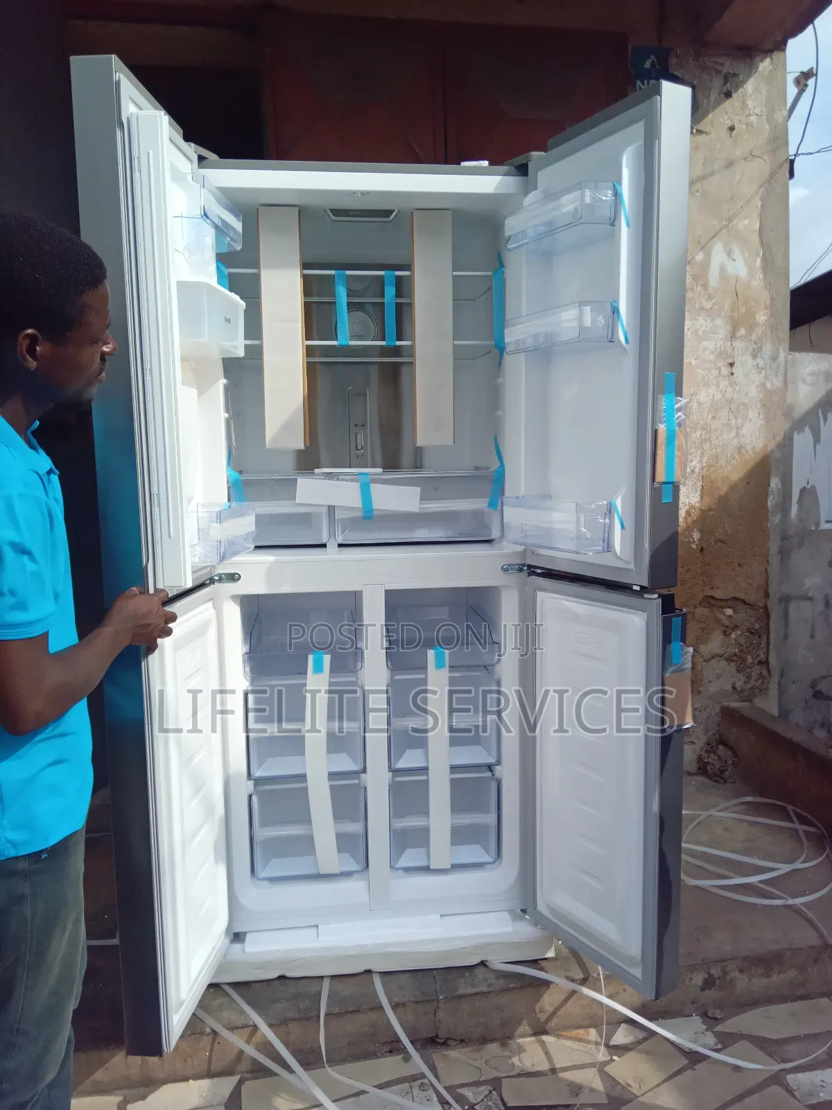 4 Door Fridge Inbuilt Dispenser 398 Litres