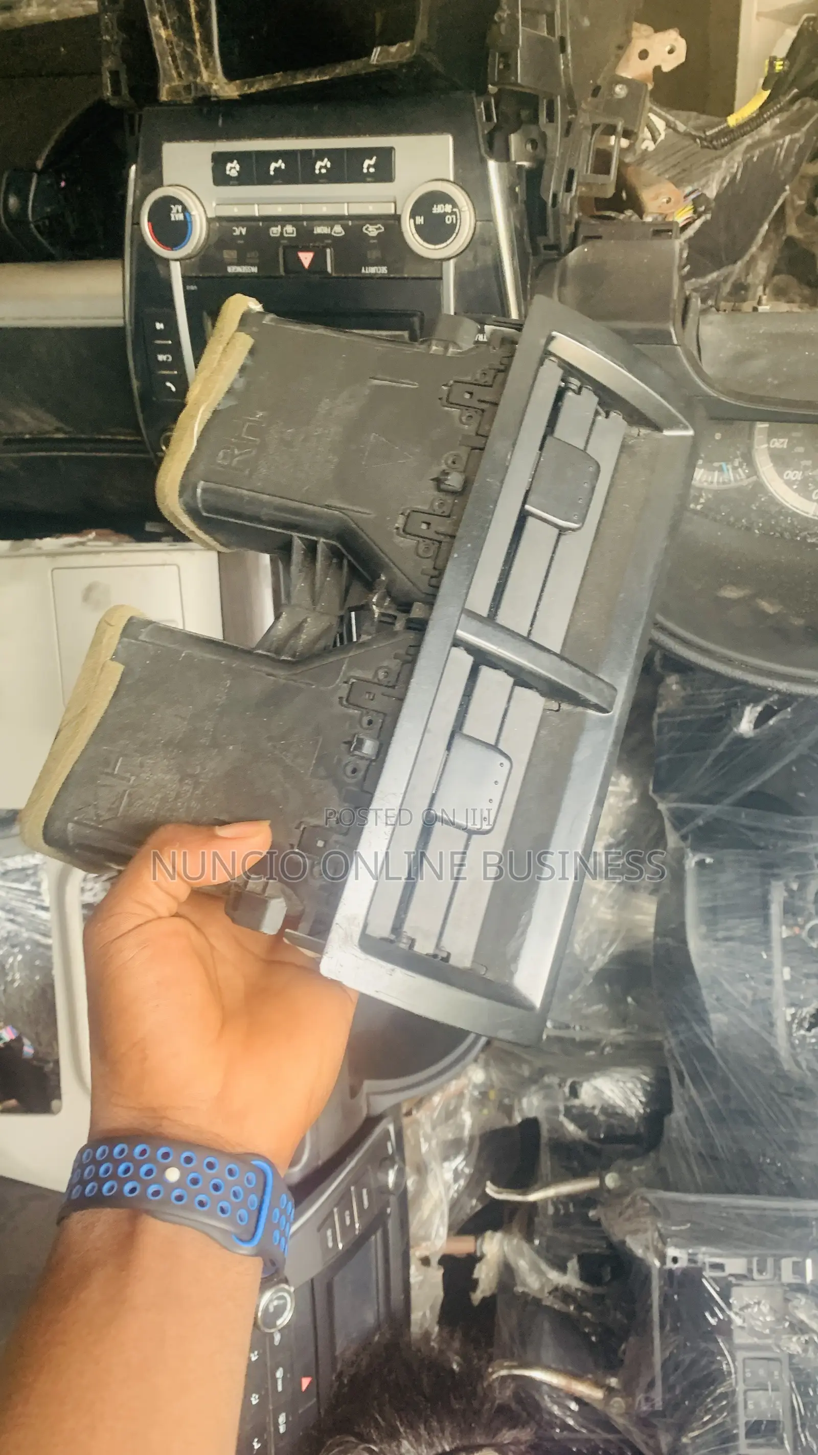 Toyota Camry (Spider) 2012 Ac Vent