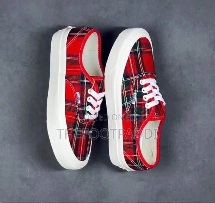 Vans of the Wall