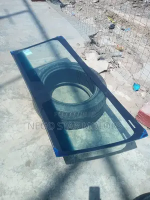 Toyota 4runner 2015 Front Windscreen