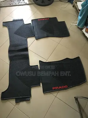 Land Cruiser Prado Floor Mats.