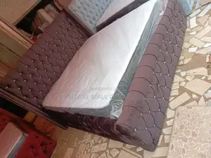 Executive Bed With Mattress . Queen/King. Free Delivery